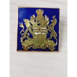 Vintage Alberta Coat Of Arms Fortis Et Liber Gold & Blue Lapel Pin